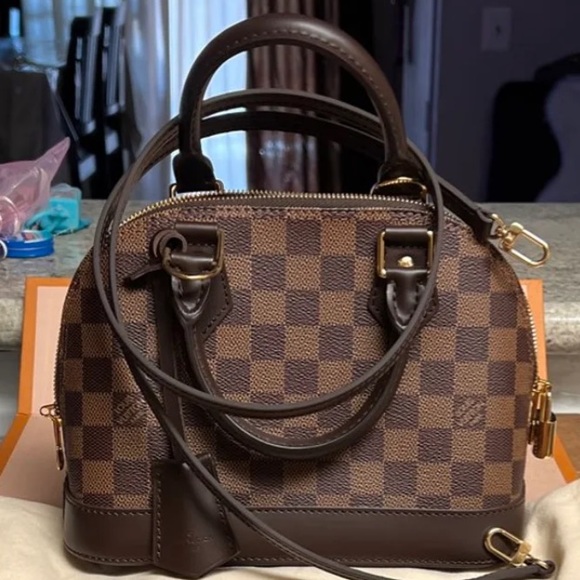 ❌SOLD ❌Louis Vuitton Damier Ebene Alma BB Bag🌺 - Picture 15 of 15